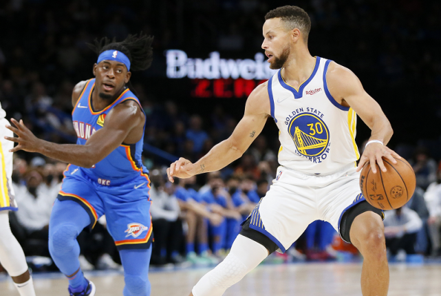 NBA常规赛 勇士15分逆转雷霆4连胜