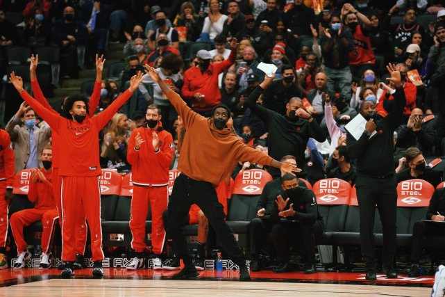 范乔丹26＋10＋6小萨仅9分 猛龙轻取步行者