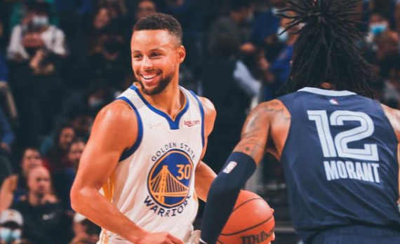 库里神奇单脚三分