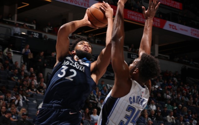 安东尼31＋9＋8终结四连败 魔术逆转森林狼