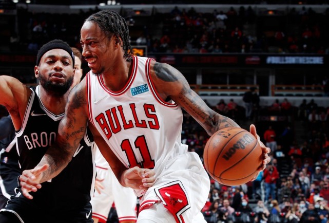 篮网23分惨败公牛 杜兰特空砍38+10