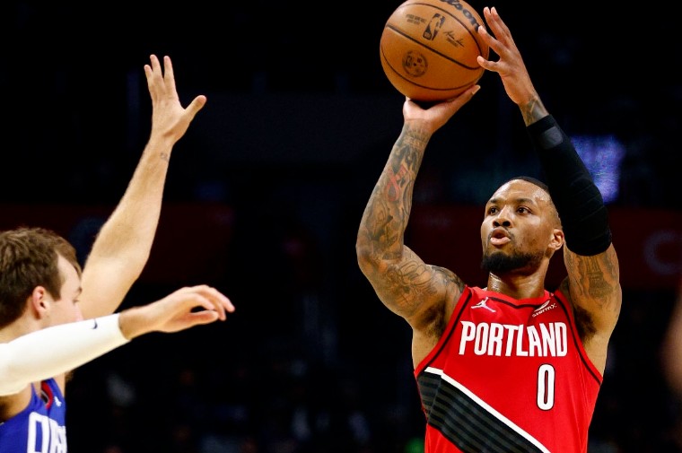 快船复仇开拓者夺5连胜 乔治24＋9＋7