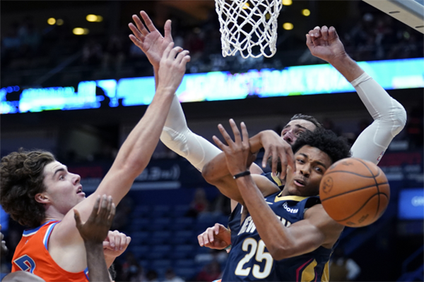 雷霆108比100击败鹈鹕 拒绝大逆转送鹈鹕8连败