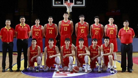 中国男篮集训队名单公布