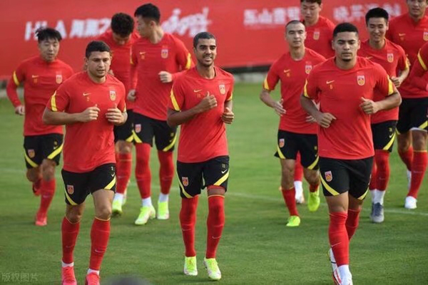 国足12强赛 出线形势分析