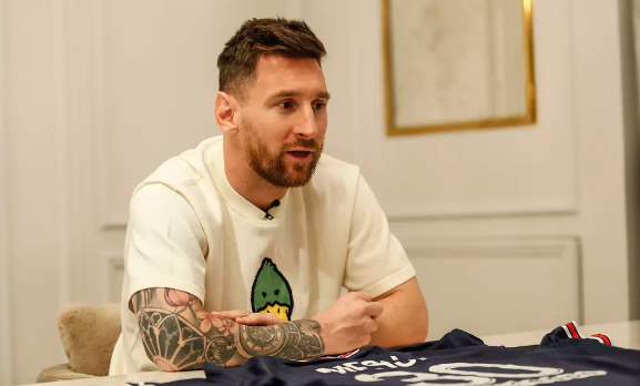 梅西专访:梅罗对决是美丽回忆