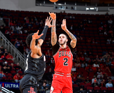 火箭8人得分上双火箭118-113击败公牛 15连败终结