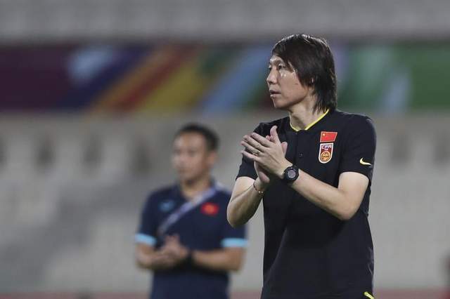 李铁已和国足球员正式告别