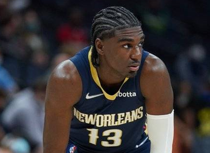 鹈鹕13号右膝前十字韧带撕裂