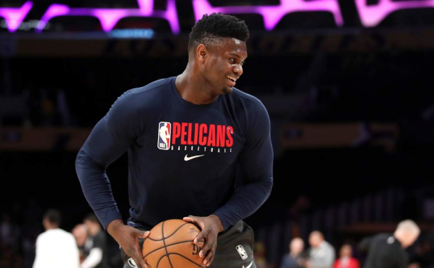 锡安饮食习惯糟糕，就着饮料吃下整个披萨