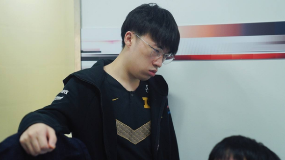 小虎要转回中单了吗