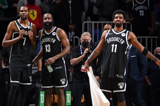 篮网21人大名单仅8人健康