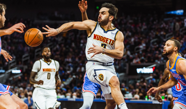 约基奇22＋18关键盖帽 掘金89-86击败勇士