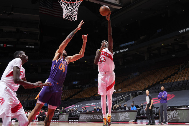 保罗15＋12＋5 太阳99-95猛龙