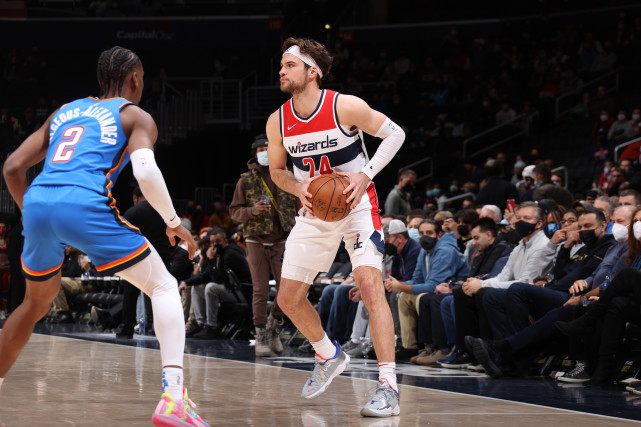 库兹马29分 雷霆118-122奇才