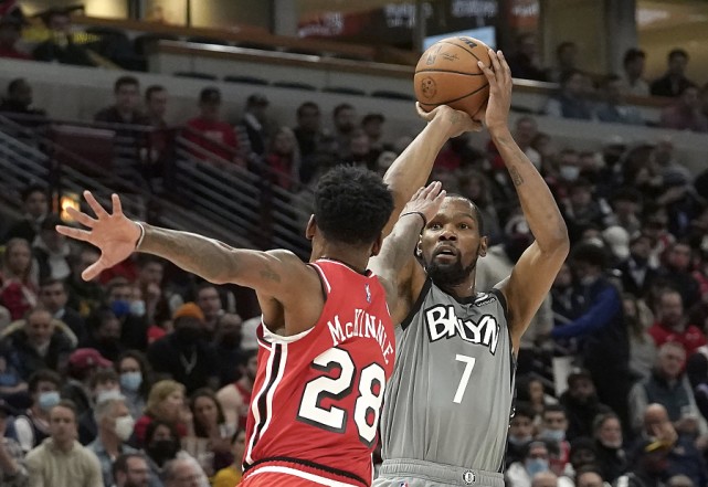 杜兰特轰27＋9 篮网138-112公牛