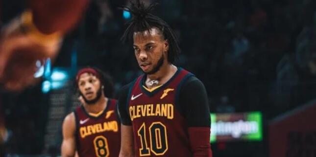 罗齐尔29＋7＋7 黄蜂119-98骑士