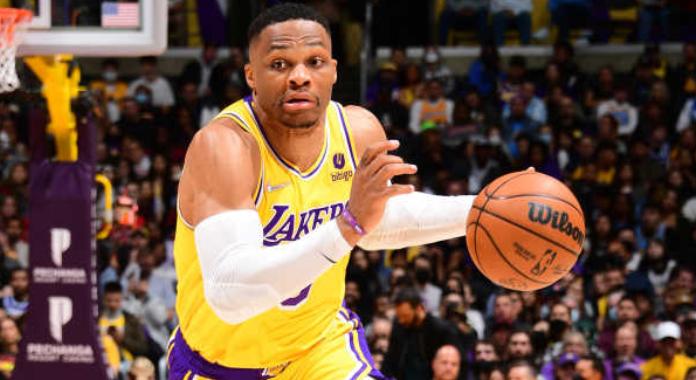 詹皇30＋9 猛龙114-103湖人