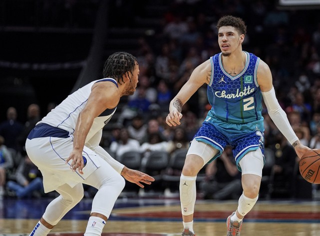 东契奇空砍37分 独行侠108-129黄蜂