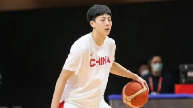 中国男篮大名单